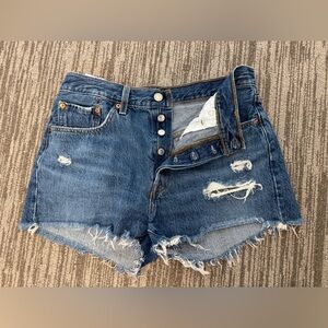 Women’s Levi's 501 Classic Blue button Fly Distressed Jean Shorts | size 30